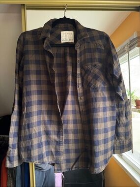 Woman’s Plaid Button-Up Shirt in Green and Navy